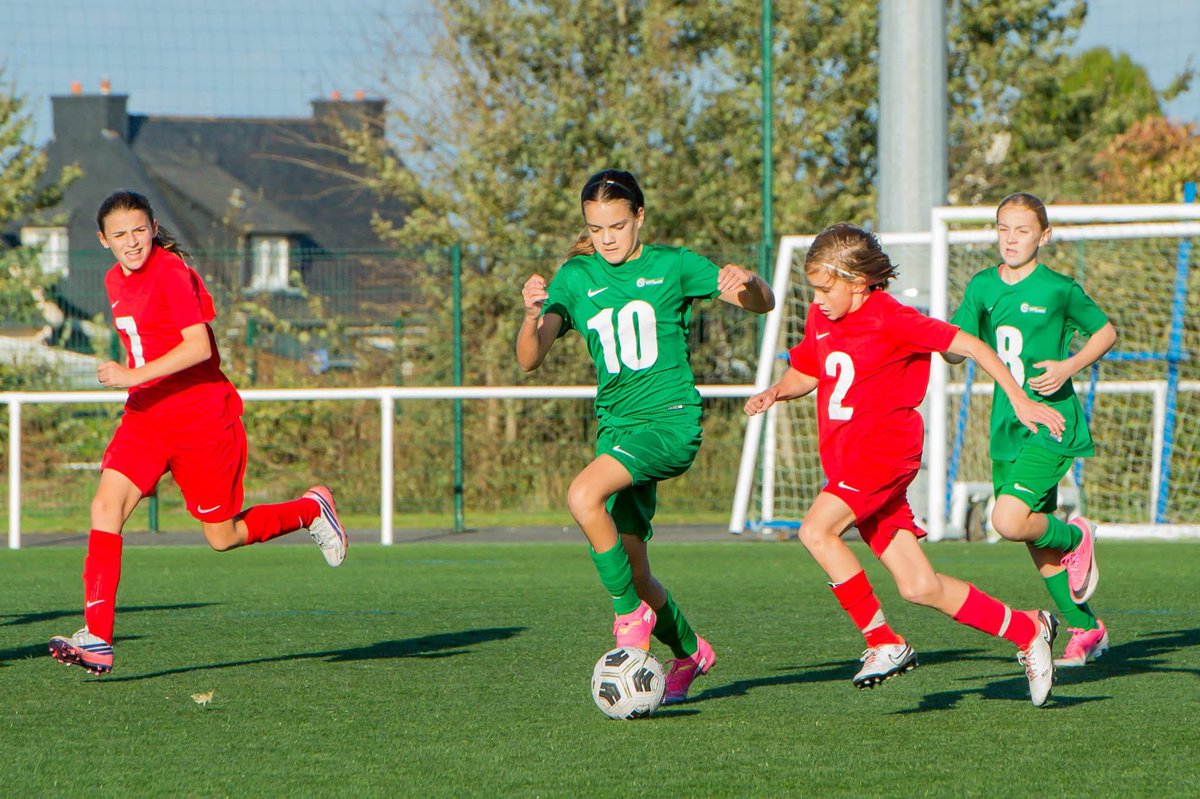 AS_Guilers's tweet photo. Nola BOUDARD était une nouvelle fois présente au rassemblement régional, cette fois U13, de la Ligue de Bretagne au Centre Technique Bretagne à Ploufragan, ce lundi, mardi et mercredi ! 

Bravo Nola 😃 https://t.co/6xGnJI9ISH