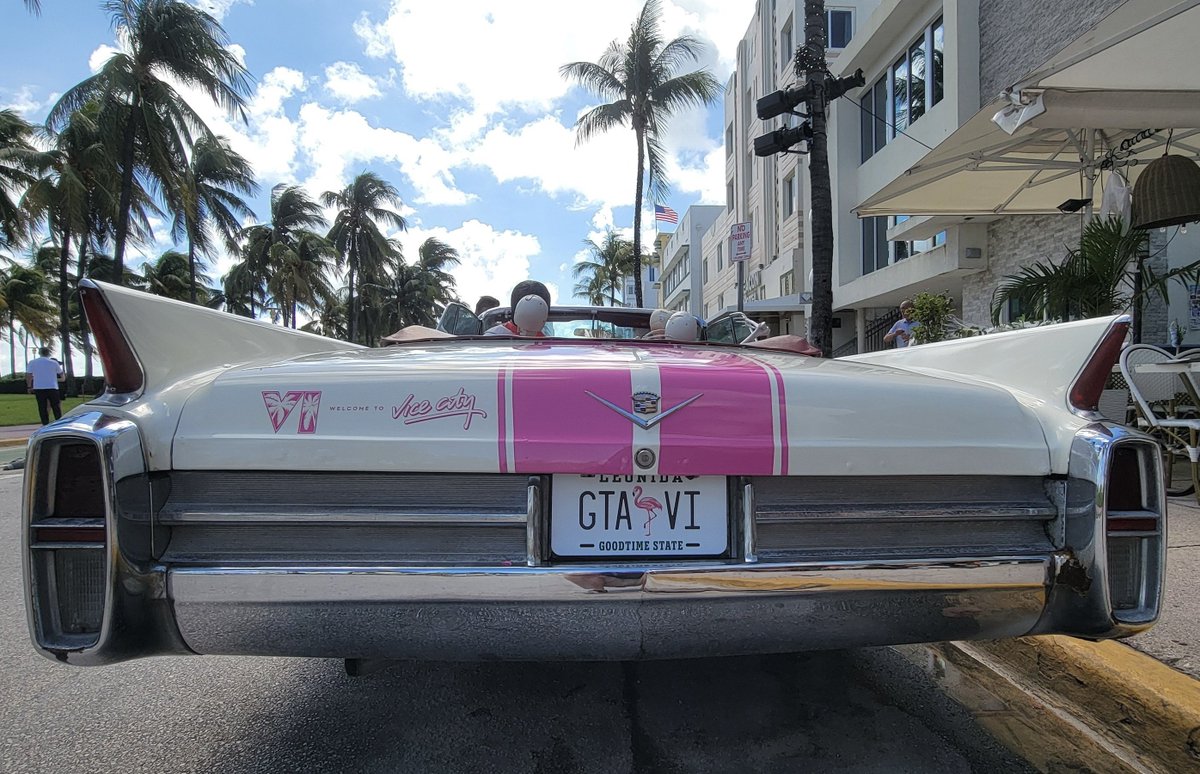 gtasix_'s tweet photo. Rockstar Games has transformed the iconic Cadillac on Miami’s Ocean Drive with GTA 6’s Vice City branding.

(via: @MookBot) https://t.co/V4kZmmLZQE