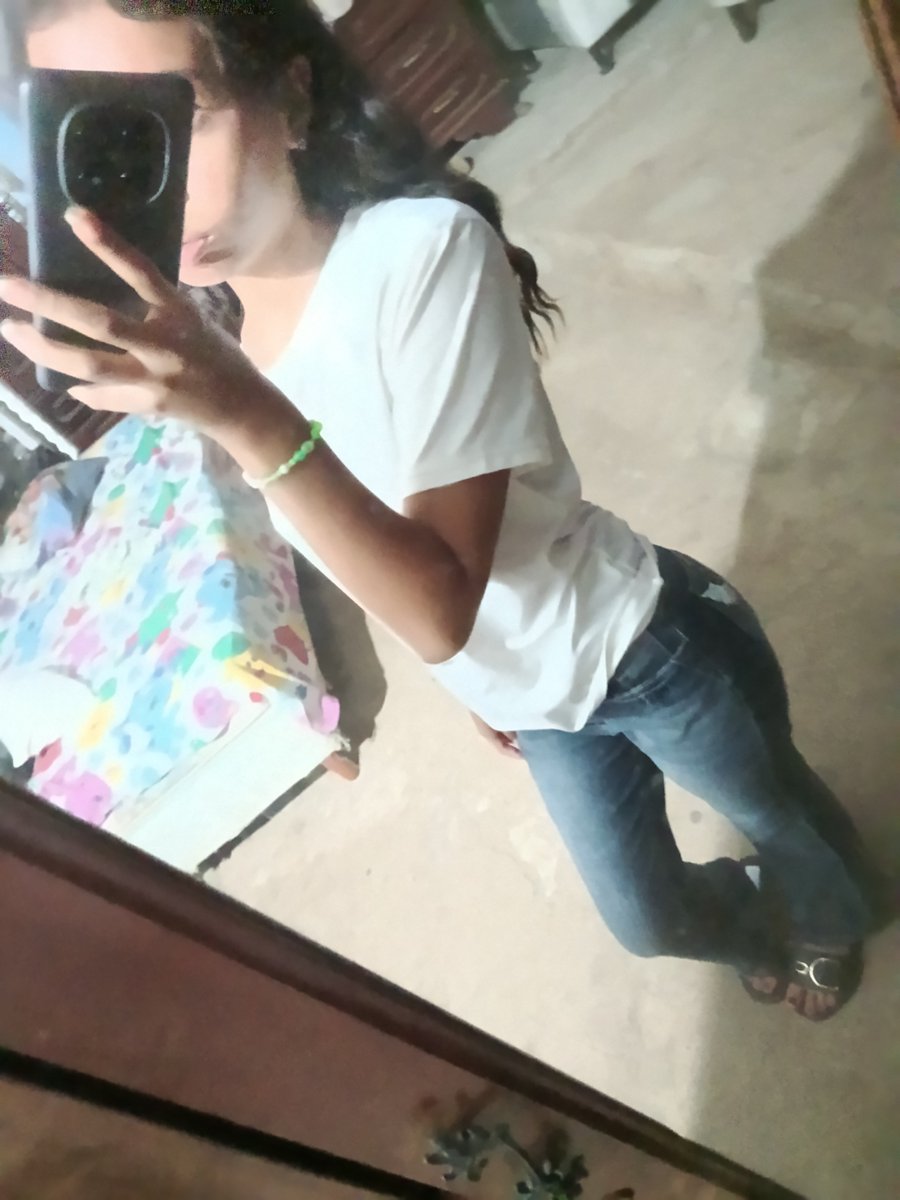 Its_esmiunjq's tweet photo. Que guapa salgo ahi https://t.co/bkGpjVOjRW