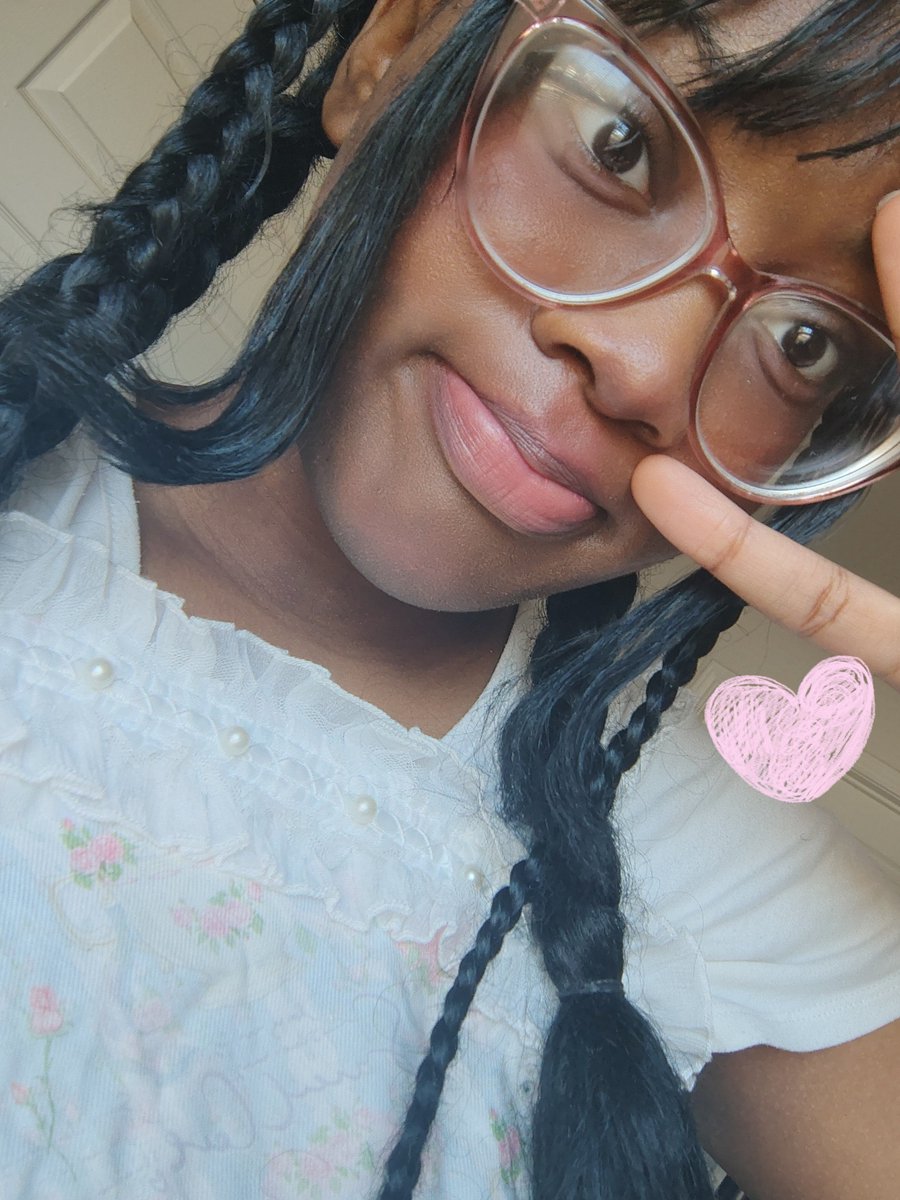 pinkrattz's tweet photo. My new top💮 https://t.co/rbYpw7RHZY