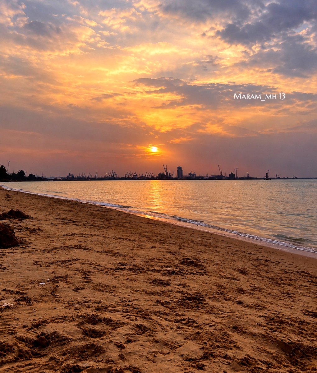 MaramHamouda13's tweet photo. 🧡 ..
📸 Maram_mh13
#photography #nature #tripoli #Libya #sunset #Sea #sky https://t.co/OH9Ptn0eyg