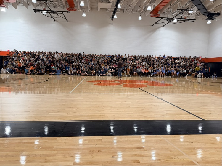 GreendaleLCSC's tweet photo. GMS, St. Lawrence, &amp; LHS CASA want to THANK Dearborn Co. Council &amp; Commissioners, JRAC Board, Dearborn Co. CASA, &amp; Lawrenceburg Kiwanis for the assembly through grant funding and Dearborn Co. Opioid Settlement Funds. Chris Herren's story reinforces making positive choices. https://t.co/LLPPAVPCb1