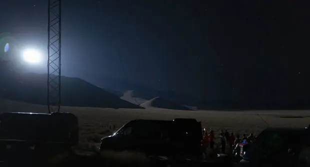 ECOWARRIORSS's tweet photo. Now they are taking the night sky away from us and already use this tech in California desert
Looking directly at the unusual glaring sunlight at night would also, much like doing so during a solar eclipse, harm people’s eyes
This madness must be stopped https://t.co/gu8mT5CyBk
