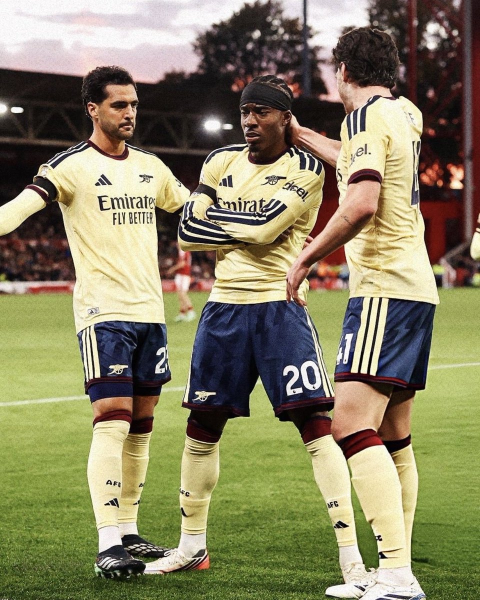 ArsenalN7's tweet photo. 🚨 Arsenal will wear the 3rd kit against Liverpool https://t.co/M5Fk5RKsLd