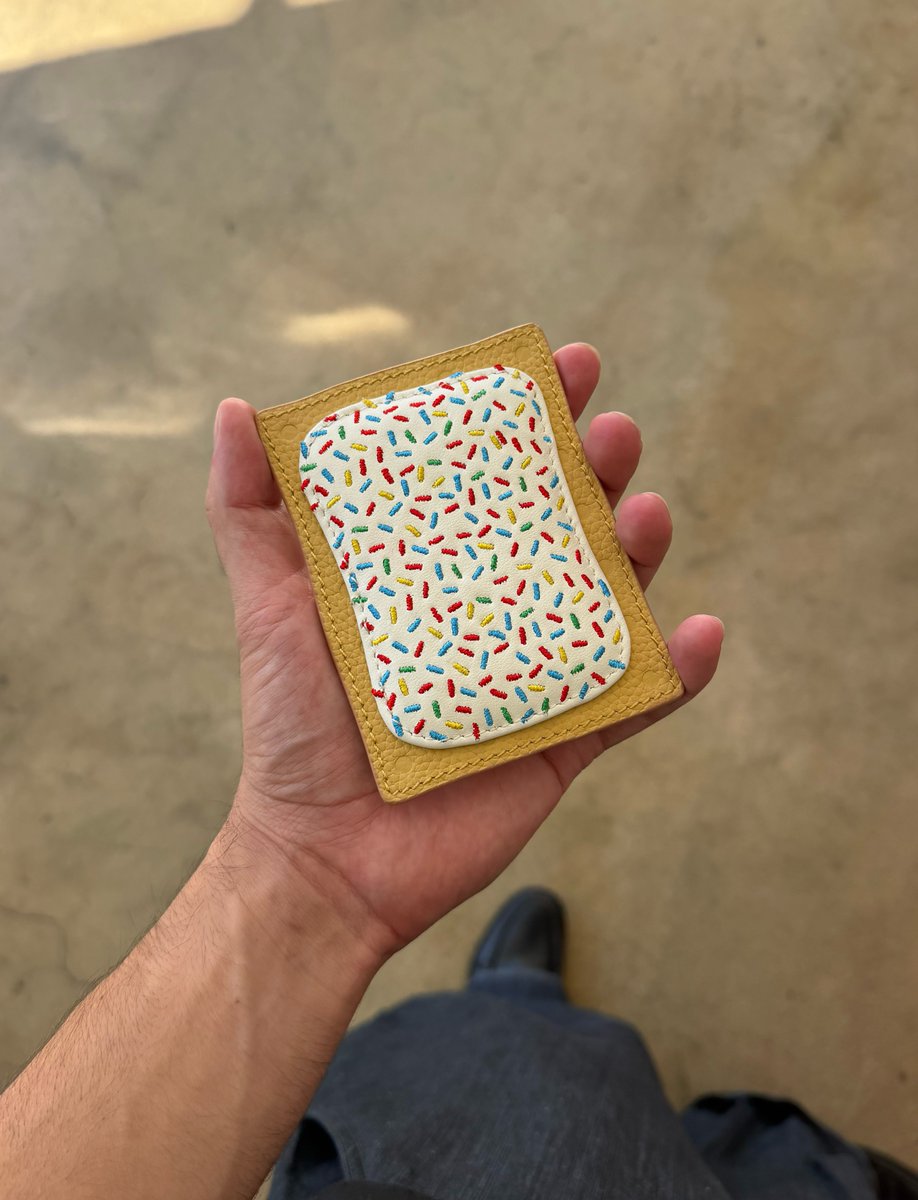 _drought's tweet photo. made a poptart wallet https://t.co/5Pj6RY25v1