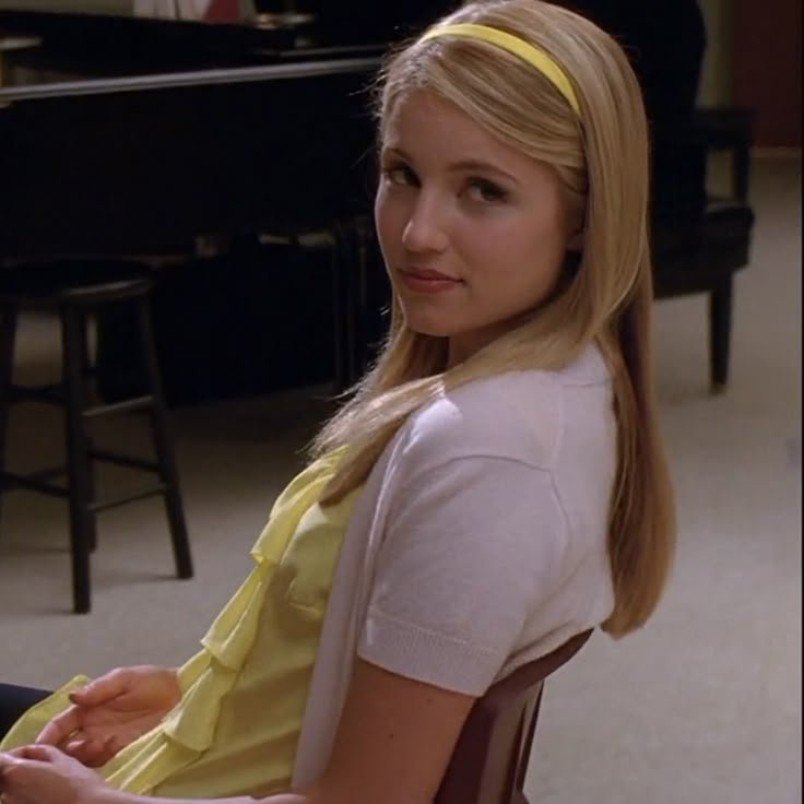 edencrorey's tweet photo. "I'm not perverted! I get good grades! I go to church! I'm a cheerleader!" https://t.co/bzcxmaVPHz
