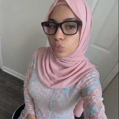 tszafira's tweet photo. #NewProfilePic https://t.co/jMw1QQdkd9