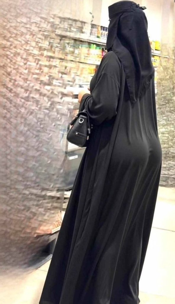omHala93's tweet photo. مساء الخير https://t.co/AMdEJkZ1OA