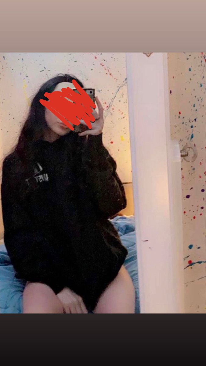 Candycanez16's tweet photo. Here’s my whole profile pic btw🥰 https://t.co/dtmRjPiKgg