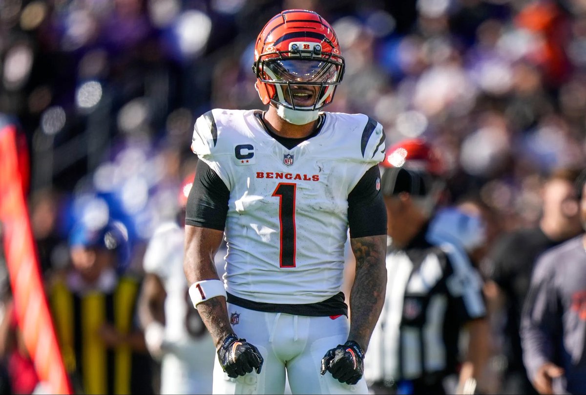 nflrums's tweet photo. 🚨🚨 #Bengals Ja'Marr Chase (rest, ankle) doesn't practice Wednesday. https://t.co/KlmOe1vE81