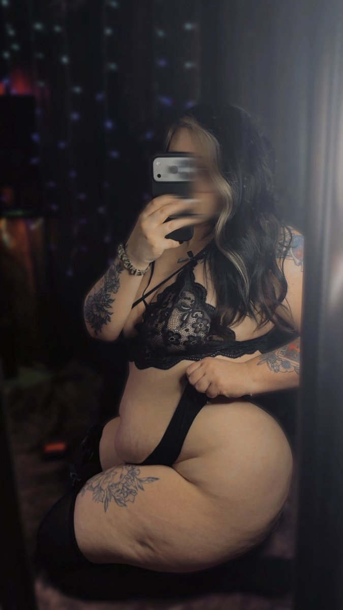 ThiccyXOXO's tweet photo. too thicc? (˶>⩊<˶) https://t.co/kH77offNK4