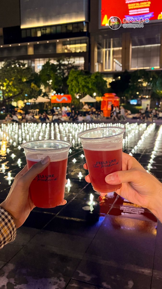 attopsa4's tweet photo. 🌳 One Oktoberfest 2026 🍻

ใครที่ชอบดื่มชอบคุยชิว ๆ นี่น่าจะชอบอยู่น้าาาา ส่วนตัวผมจนอยู่ยาวถึง 5 ทุ่มเลยย ใด ๆ คือเพื่อนละตินชอบบรรยากาศแบบนี้มากกกก ยูไม่กลับไอก็ไม่กลับ 55555 ฟีลอินเตอร์สุด แล้วคนต่างชาติที่มาคือแอบหน้าตาดีหมดดด55555555 🫶✨

🍺 รายละเอียดและตารางศิลปินอยู่ใน Reply น้าาา ✨