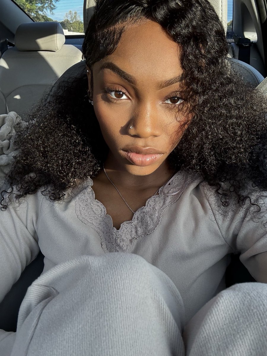 shawnarandom's tweet photo. face card lethal, energy expensive 🧸😩 #FaceCard #fall #atl https://t.co/cTS7qgjAxZ