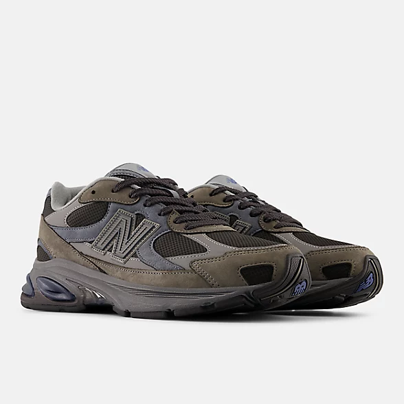 CaptainCreps's tweet photo. Ad: The New Balance 2010 "Tornado Faded Black" has just been reduced.

NOW £90 at New Balance. Link > https://t.co/6IcAyZgrGC 
WAS £150

Sizes UK3.5-UK11.5 https://t.co/kHz3E3IM7d