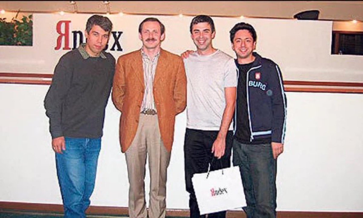 midblitzed's tweet photo. @RJCcapital Arkady of Nebius pictured with lite team years ago. There were signs https://t.co/f0g9tkFcpk