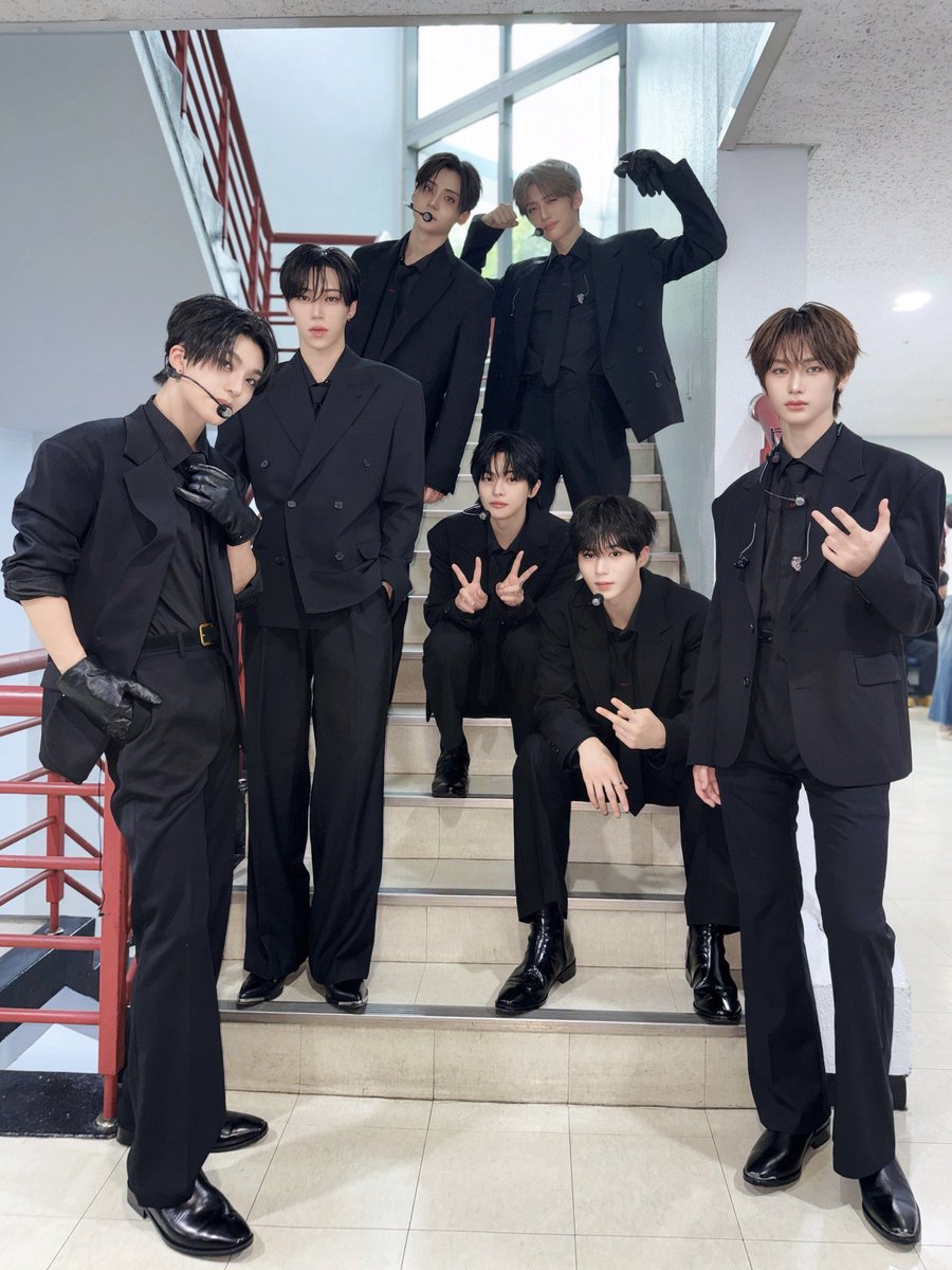 flowersweee's tweet photo. 10월 29일 MAMA
1 reply = 1 vote
1 RT = 1 vote

 #2026MAMAVOTE 
#ALPHADRIVEONE https://t.co/iPzzxLAX3Q