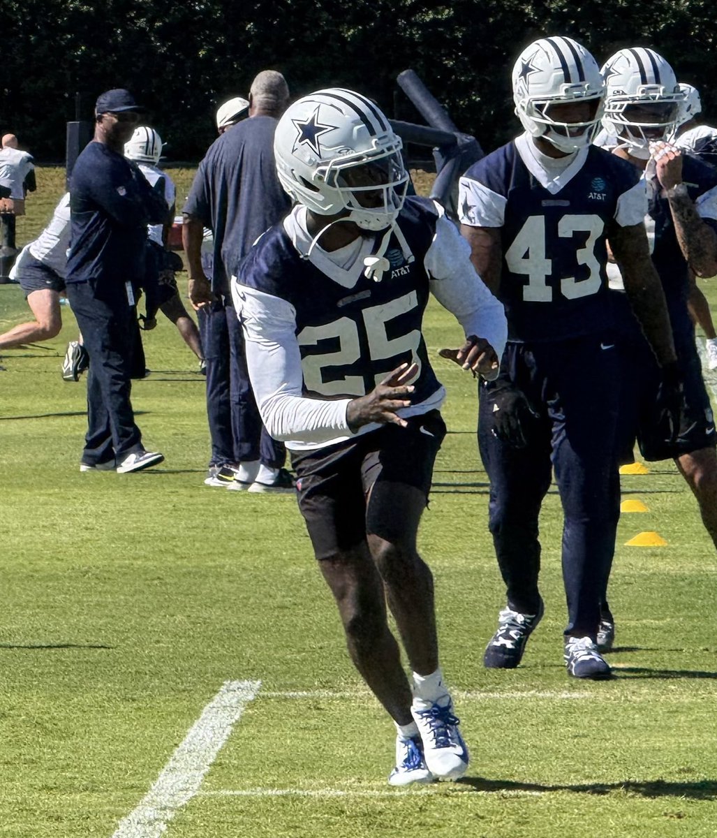 jonmachota's tweet photo. Cowboys CB Joey Porter Jr. knows exactly how many receptions he’s allowed this season: 2

Porter: “Two little 5-yard outs or whatever. I’m pissed about it. … As a DB, you never want to give up anything. I really hold myself to a high standard when I’m on the field. I definitely don’t want to give up any passes to anybody I don’t think I should be giving up passes to.” 

Porter on shutting down WRs to where the QB doesn’t throw his way vs. getting opportunities to intercept passes: “It’s both. I enjoy when I get games where they try me like the Packers game. I had fun because I got a lot of targets. I don’t really get that often. So when you’re in the kitchen and in the fire like that, it’s kind of fun to show off your talents.”