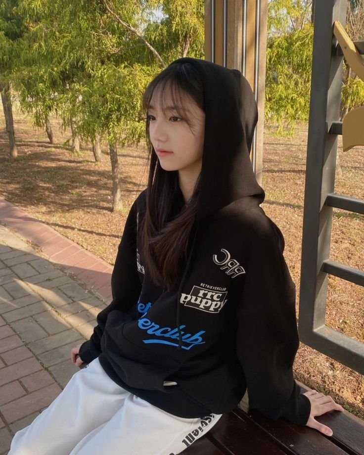 Kim_Min_Koi's tweet photo. This girl from Universe Ticket i see she have YG vibe and look like Rora and Rami and look like Jisoo little bit, i hope she join YG🥹🥺💕💞💓💘💝💖💗 #fyp #viral #foryou #yg #ygngg #ygtrainee #ygentertainment https://t.co/xULMAyTt9r