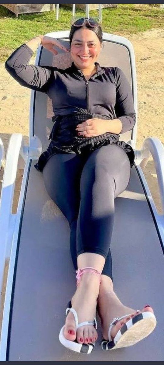 minaj6wb's tweet photo. مين جاهز ينام عليها https://t.co/Wa55Yfwpni
