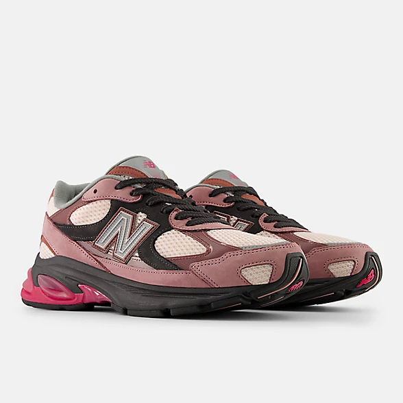 CaptainCreps's tweet photo. Ad: 💥 The New Balance 2010 "Rosewood" has just hit the sale 💥

Now £90, down from £150 at New Balance.

Link > https://t.co/uax8e3HzVq 

Sizes: UK3.5-UK12.5 https://t.co/7Sklki3rCE