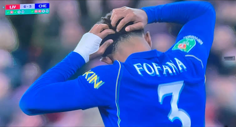 mrbernardCFC's tweet photo. Your time is up, man @Wesley_Fofana3 get the fuck out of my club😭💔 https://t.co/ohJTD102LZ