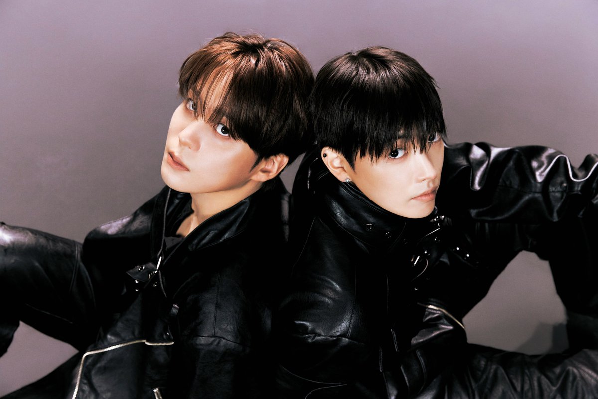 jonghochoie's tweet photo. If you think you're having a bad weekday, maybe all you need is Captain and Maknae to bless your day. https://t.co/PJibYUz7Ie