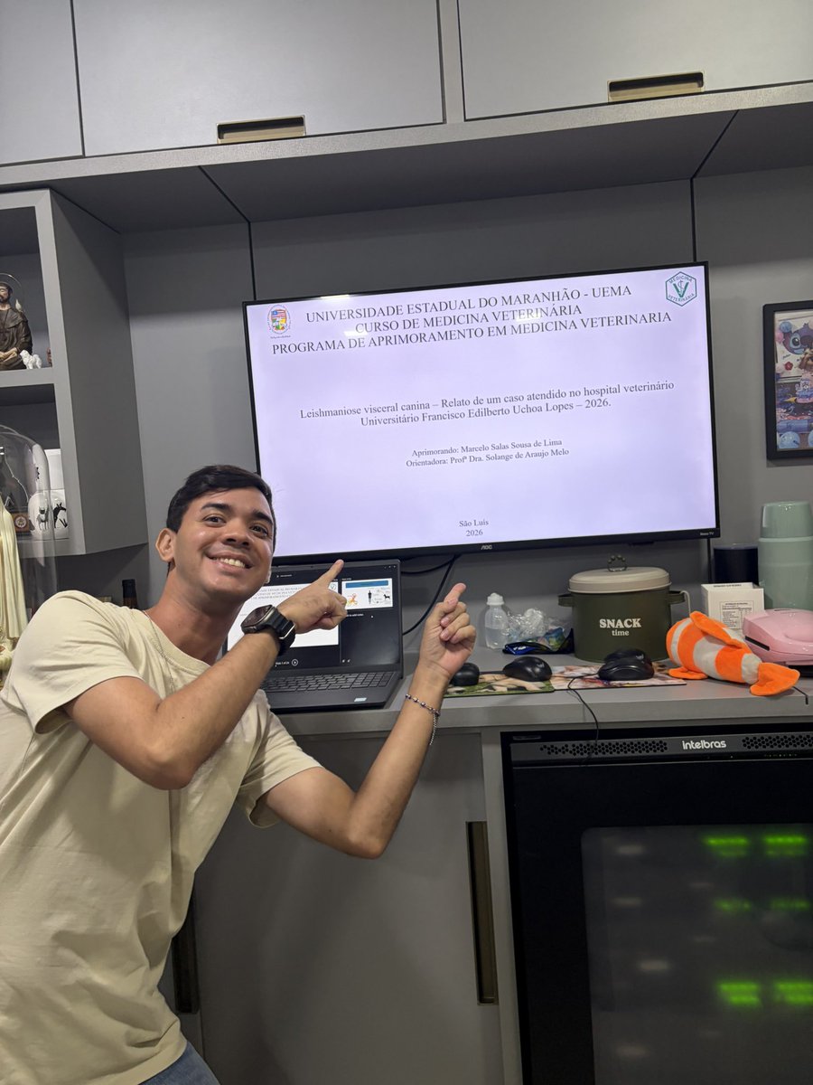 cellosouza_'s tweet photo. Especialista em clínica médica pela universidade estadual do Maranhão!! É um prazer ser cria de instituição pública ❤️❤️🥳👏🏻😭 https://t.co/Ut12uRWgEr