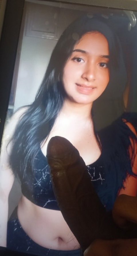 Harishpilx's tweet photo. @rahulhgu Ive face parthale eruthu🤤🍆🥵 https://t.co/OWKvVIuYR3