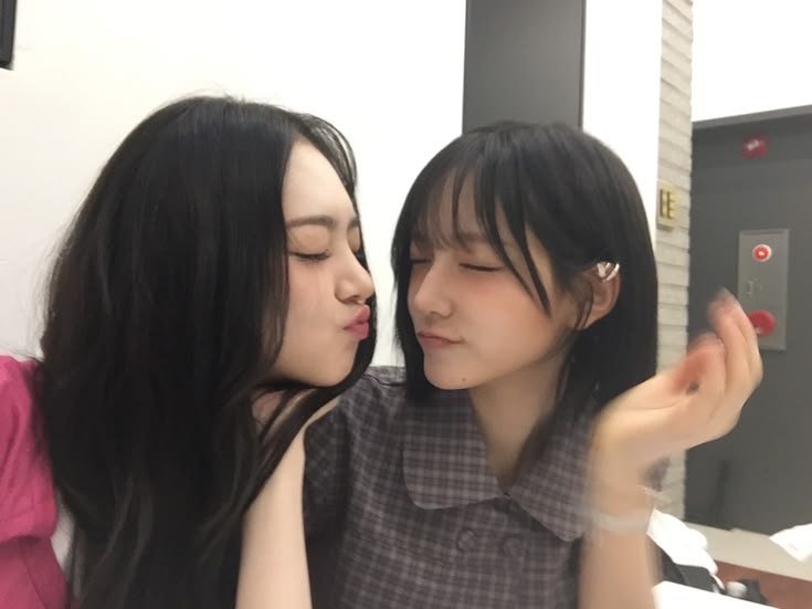 TopicsJiyu's tweet photo. AYO JADI KAKAK LEESOLLL! https://t.co/2yMAhNWMtq