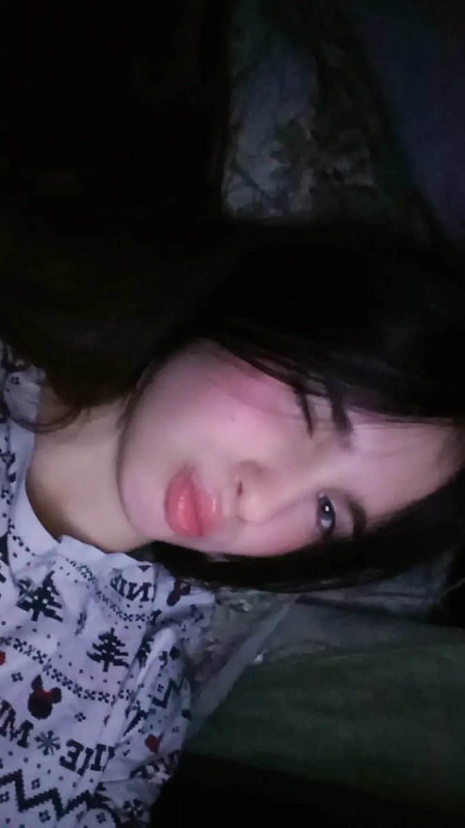 Florylovebrwp's tweet photo. 🖤✨ https://t.co/Qn2tbkZNZz