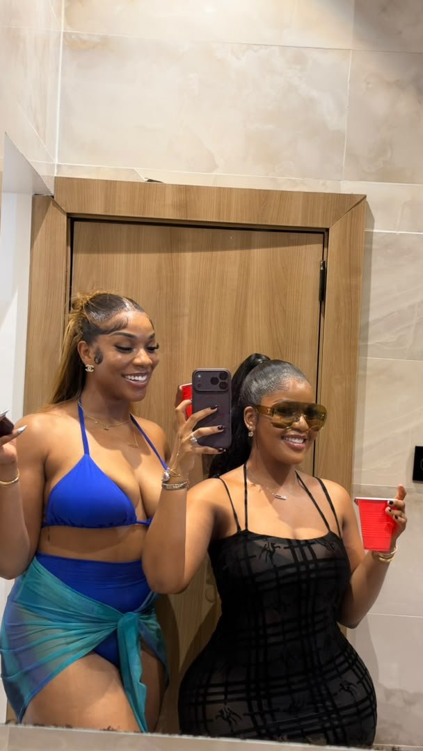 cheytars's tweet photo. Neche and Mrs O 😍
She's having so much🥳💃🏼 https://t.co/vUyuJngmFc