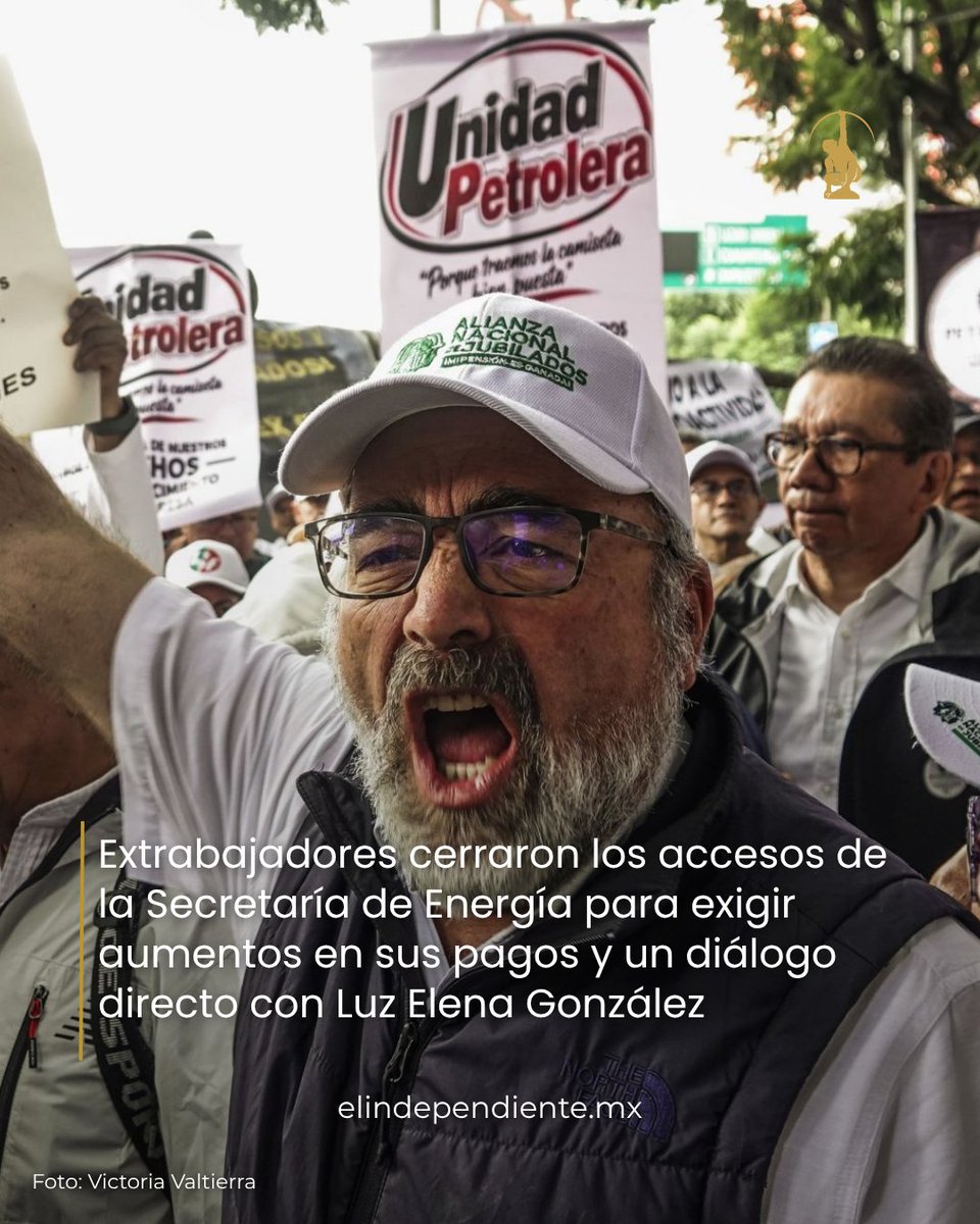 ElIndpendiente's tweet photo. Jubilados y pensionados de Pemex, CFE y Luz y Fuerza se manifestaron este miércoles frente a la sede de la Secretaría de Energía en la CDMX.

Los inconformes exigen una subida en sus pagos mensuales y buscan reunirse directamente con la titular de la secretaría, Luz Elena González, para exponer sus demandas laborales y resolver rezagos en sus apoyos económicos.

Síguenos para más en #ElIndependienteMx