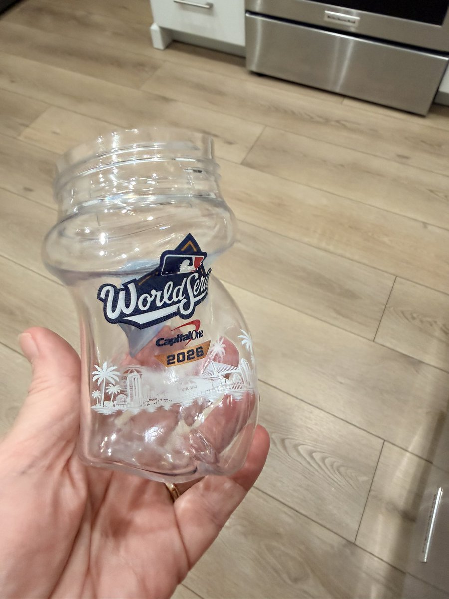 txmas's tweet photo. Looking for an extra World Series jar.   They are not dishwasher safe. 😫😂 https://t.co/ftcn3ckbiM