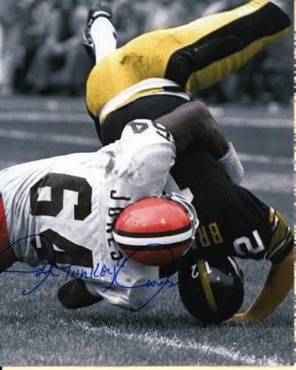 AllthingsCLE16's tweet photo. @kardiackap GO BROWNS https://t.co/DKyhF9Vkvs