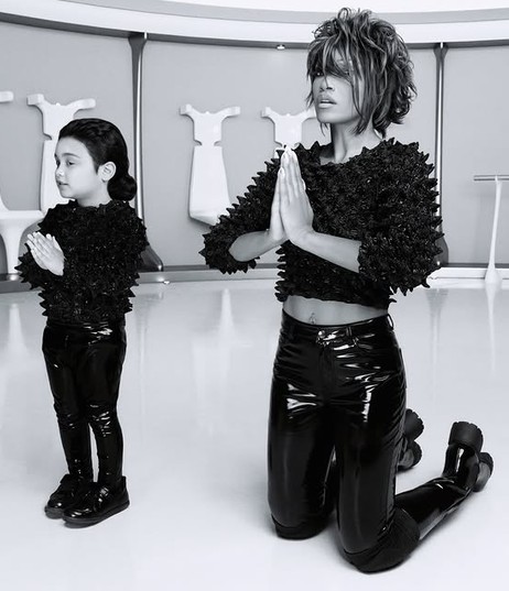 lipstickalley's tweet photo. Keke Palmer and her son as Janet Jackson and Michael Jackson in “Scream” for Halloween https://t.co/L30PtFxUii https://t.co/xhpaV6OHsF
