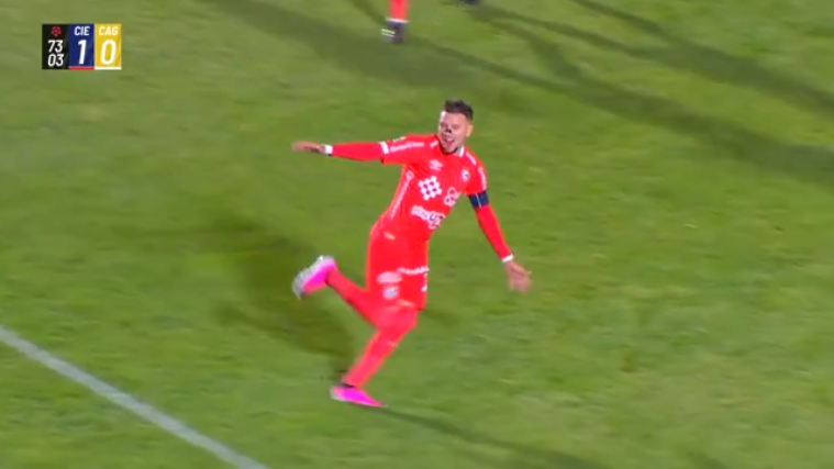 L1MAX_'s tweet photo. 🔴⚪ ¡DOBLETE DE CARLOS GARCÉS! 

#Cienciano 2-0 #AtléticoGrau

📺 Conoce cómo ver L1MAX en vivo 📷 https://t.co/pFaPLGxP2T

#L1MAX #TorneoClausuraXL1MAX https://t.co/FT50WDV96M