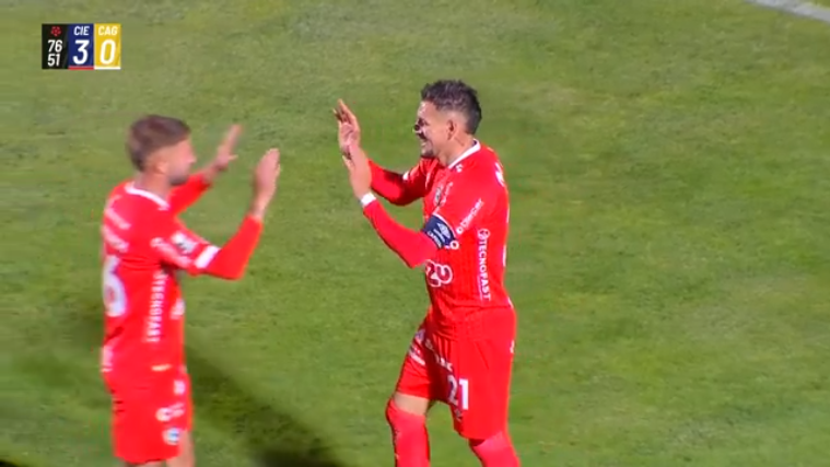 L1MAX_'s tweet photo. 🔥⚽ ¡HAT-TRICK DEL CAPITÁN CARLOS GARCÉS!

#Cienciano 3-0 #AtléticoGrau

📺 Conoce cómo ver L1MAX en vivo 📷 https://t.co/pFaPLGxP2T

#L1MAX #TorneoClausuraXL1MAX https://t.co/TfIhuyDppl