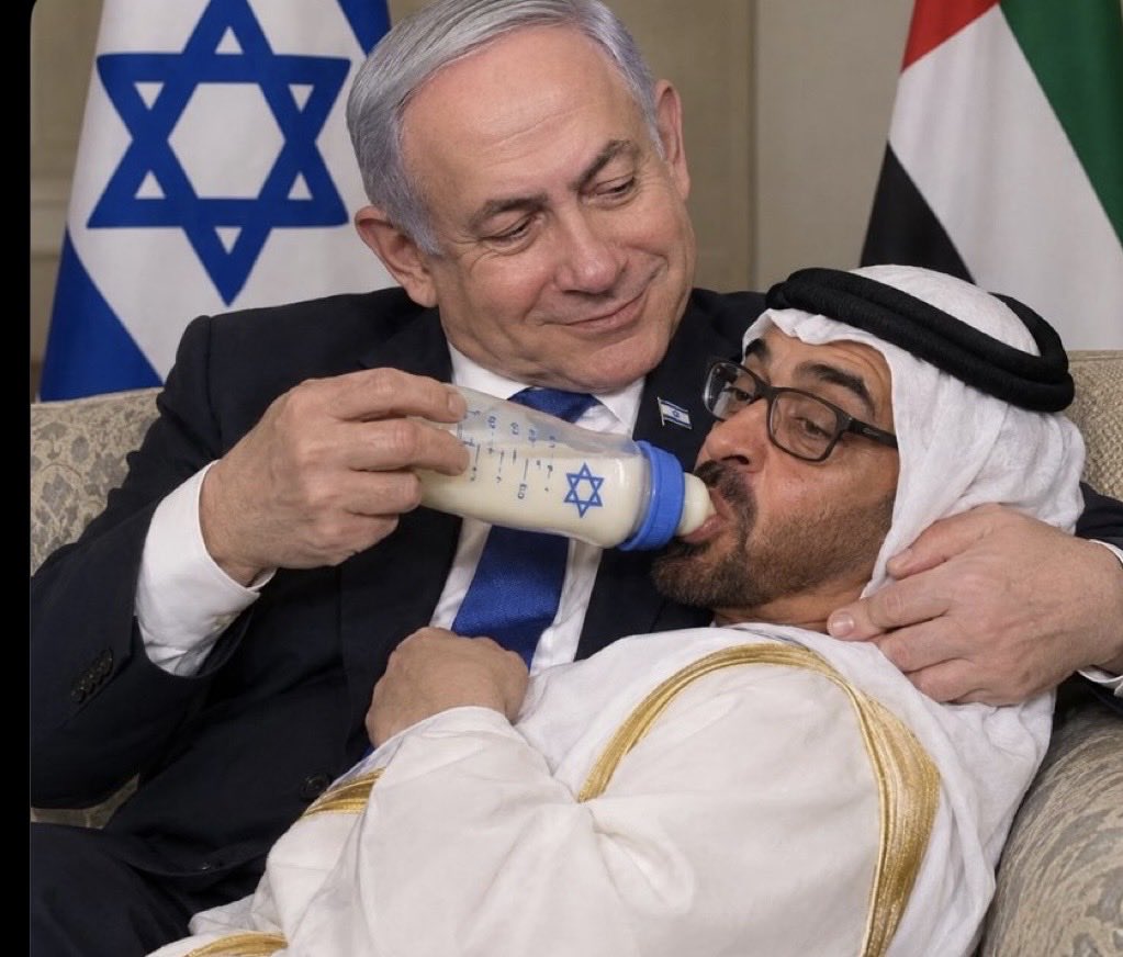 JubA_1419's tweet photo. @MansourAlhrpfl هذا الابن المدلل وعميل المنطقه الاول لخدمه سيده النتن تفو على شخص يخون السعوديه https://t.co/cbj4HYONHw