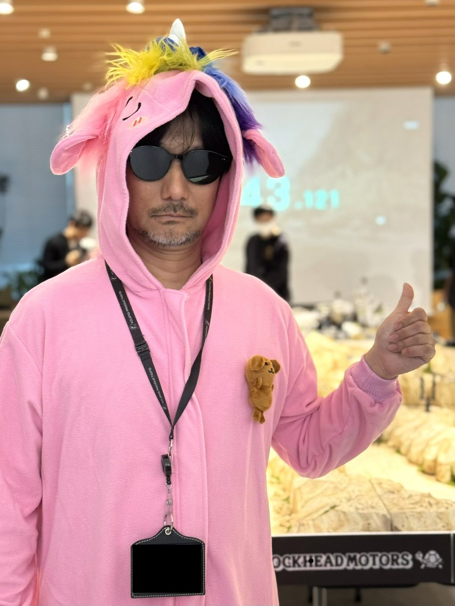 HIDEO_KOJIMA_EN's tweet photo. 🎃 https://t.co/EPahERtnaa
