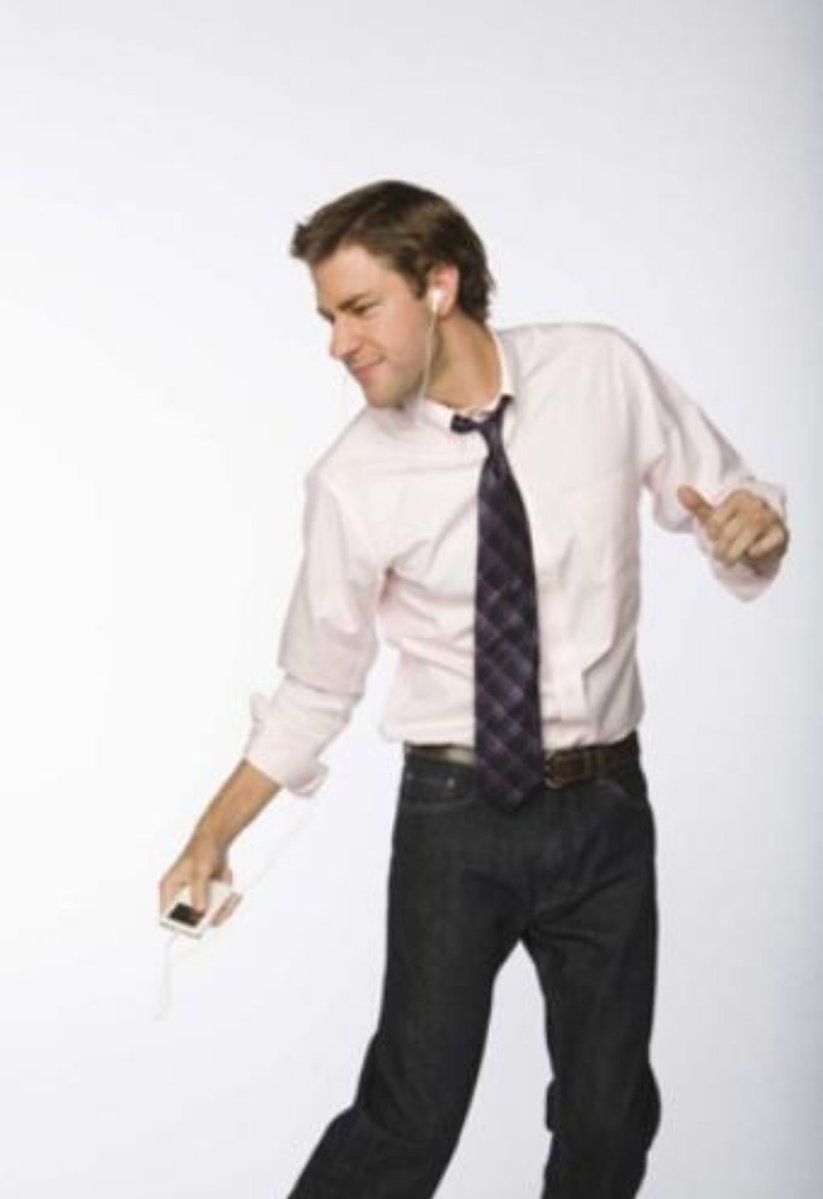 dealtinsilver's tweet photo. White people when you turn on LCD Soundsystem https://t.co/Aq9mgJcaoI