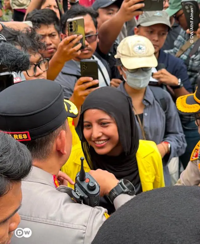 Smash1014314's tweet photo. Fathimah Azzahra, Wakil Ketua BEM FK UI, jadi definisi perempuan muda yang menunjukkan bahwa kecerdasan, keberanian, dan pemikiran kritis adalah kombinasi luar biasa. 🔥❤️ Woman Icon of the Year 2026 https://t.co/sdzABldzws