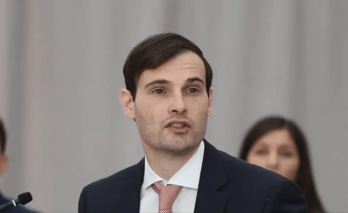 BeaverProgram's tweet photo. Meet Jeremy Lewis.
This piece of shit is responsible for about 9,500,000 deaths of innocent people.

He illegally ordered cuts to USAID as part of the Musk-led DOGE scam but he never even signed his onboarding paperwork and wasn’t cleared to act on behalf of the government https://t.co/MhKNb8aXLc