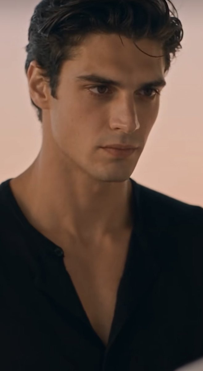 baeksooforlife's tweet photo. Is it just me but Arian in season 2 is so so much hotter and sexier and everything omg 😭😭😭 LIKE??? Arian was already ridiculously attractive in season 1, BUT SEASON 2??? HELLO???? WHO AUTHORIZED THIS UPGRADE??? 😭😭#RoyalBloodMafiaKnight #RoyalBloodAndMafiaKnight2 #rmbk2 https://t.co/sc2BPIQ88j