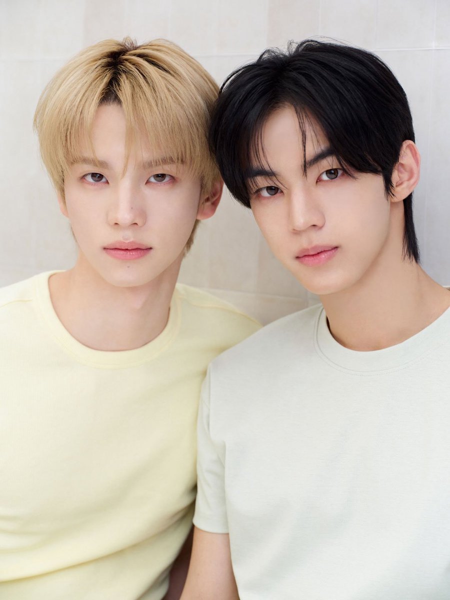 two_us2's tweet photo. 정샘물 뷰티 인스타 #도훈

#투어스 #TWS #dohoon #ドフン https://t.co/aXzjRd9rFO
