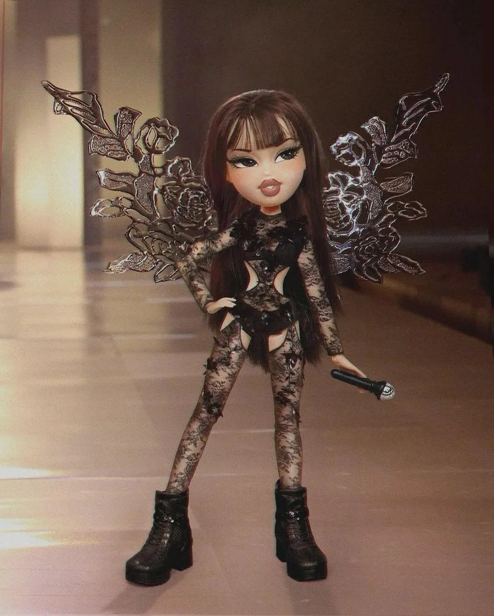 PopEmpirex's tweet photo. LISA will Officially be getting her Own BRATZ Doll, announced at a Bratz event today. https://t.co/TePEoOBCac