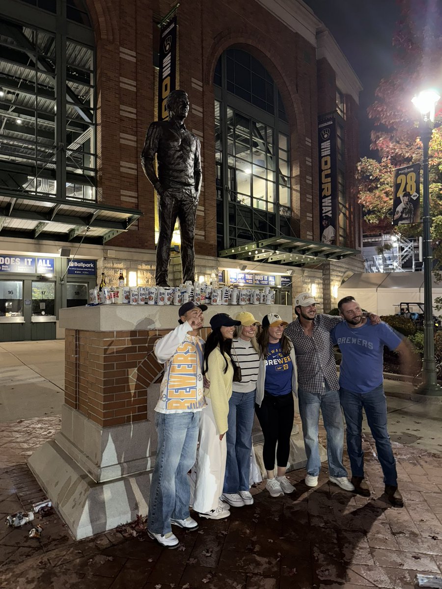 JuliaWesterman's tweet photo. Tributes at the Bob Uecker statue are pouring in #Brewers https://t.co/4tYFwtfR1w