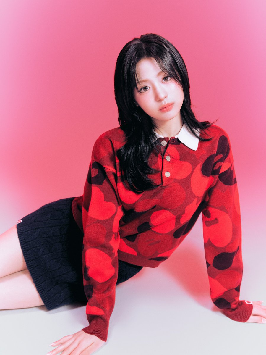 ForBAEMON_N's tweet photo. #AHYEON embodies the sweet and spicy vibes of APEE’s WINTER 26 COLLECTION

#BABYMONSTER #베이비몬스터 @YGBABYMONSTER_
Cr. @forbabymonster https://t.co/1AZnLVq5so
