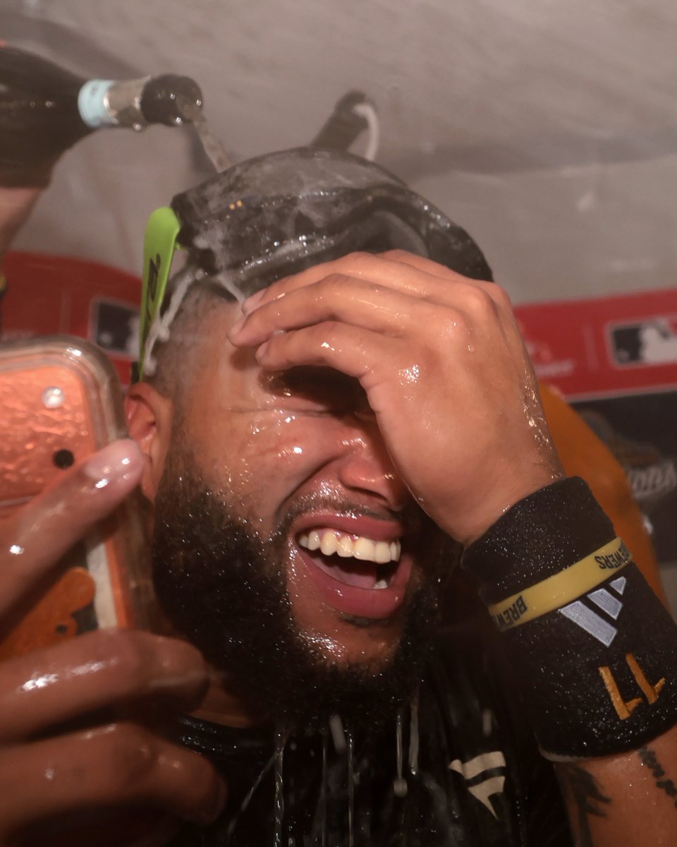 Brewers's tweet photo. A party 57 seasons in the making

#WonOurWay https://t.co/j1PFX3LM5I