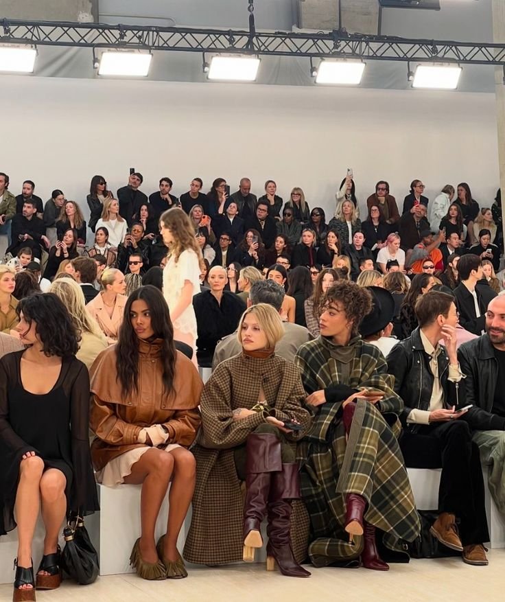 sueleitui's tweet photo. @Dior fashion week in Manhattan, New York. @shailenewoodley https://t.co/V0iO5OaSW6