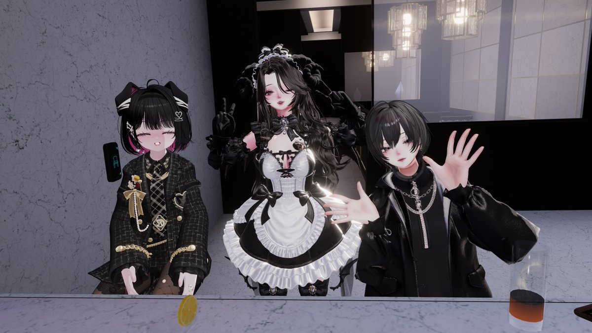 milk_0o1's tweet photo. 先日は #VRC_BarMisaki にご来店頂きありがとうございます！！
ハロウィンイベント楽しんで頂けましたか？
引用先のツリーに沢山可愛い海咲ちゃんいるのでぜひ見てね( ´,,•ω•,,`)♡
メンバーのみんなとも楽しいイベントになって良かったな…♡
次のイベントが楽しみ🎶💗 https://t.co/U81GhVFYQr